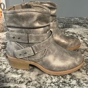 Size 6 Wide With Ankle Boots from Torrid